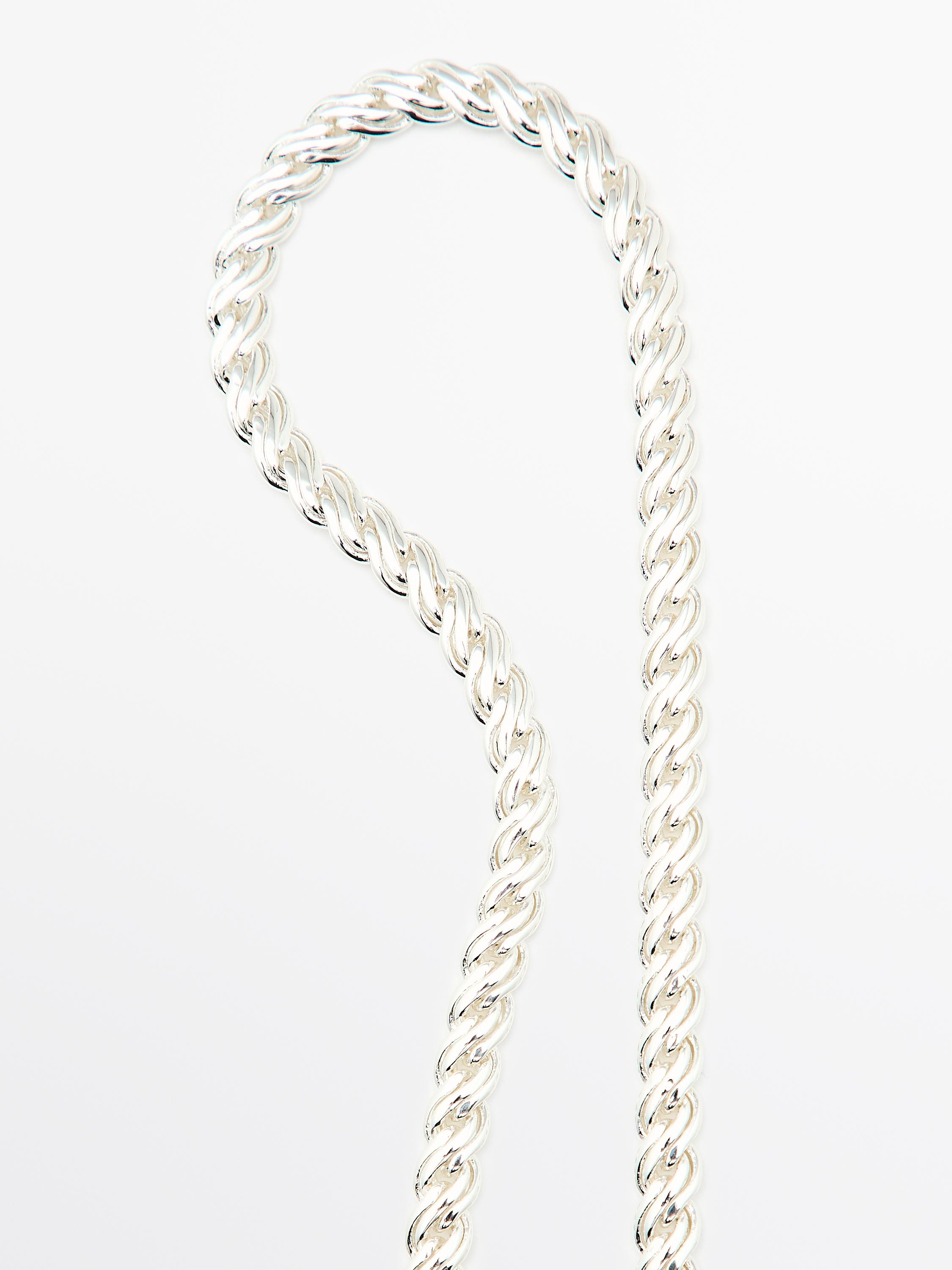 Silver-toned chain link necklace